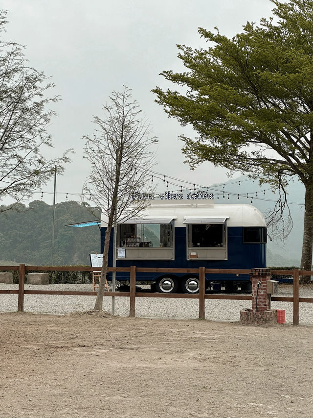 台南｜露營風咖啡廳 山裏🏕️