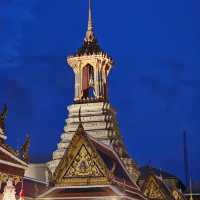 โคมตรา วันพระแก้ว