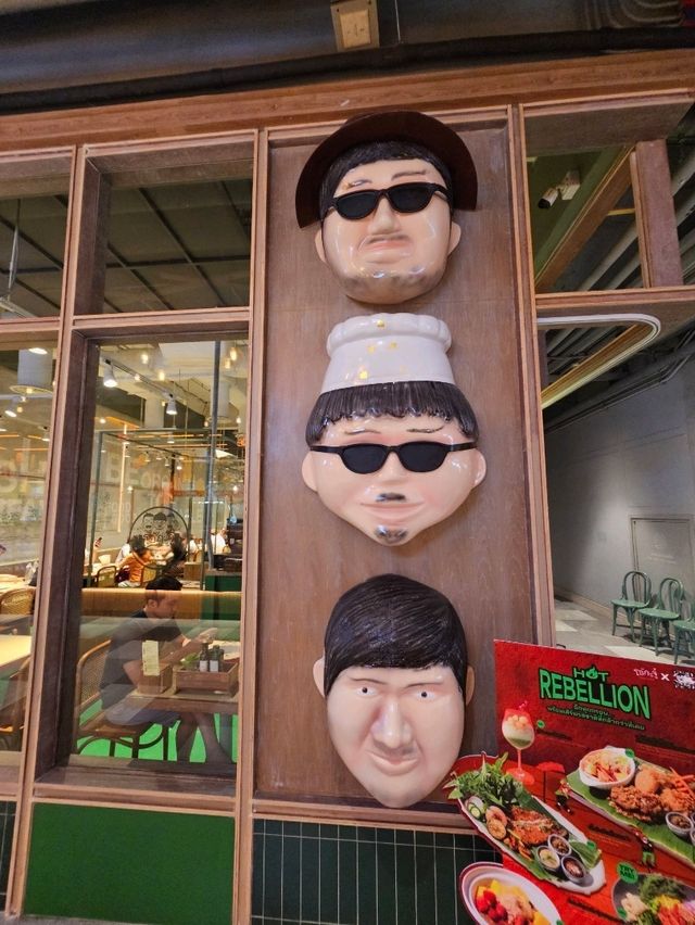 ร้านโอ๋กับจู๋ ปลูกผักเพราะรักแม่