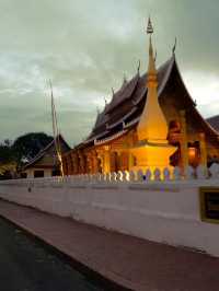 สะบายดี หลวงพระบาง 🇱🇦