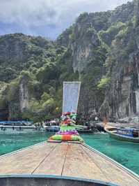 Maya Bay , Phi Phi Island 🐠🦀🪸