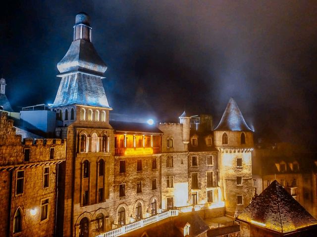 Mercure Bana Hills French Village 🏰