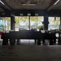 ร้าน โกแดง