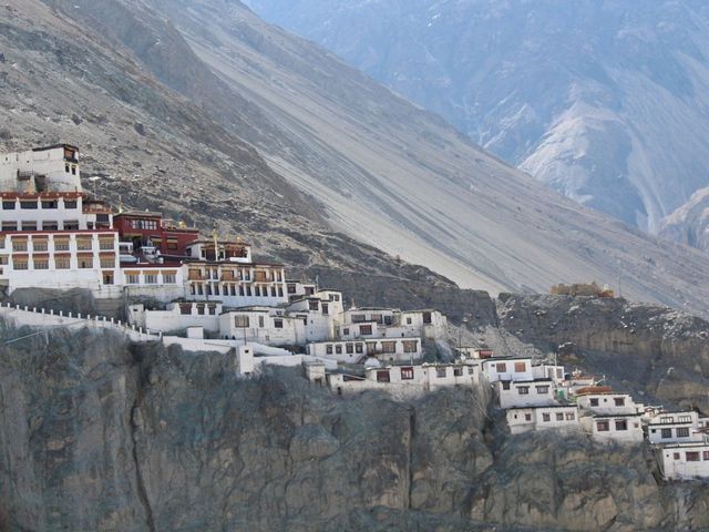 Srinagar - Ladakah - Khardungla -Nubra -Pangong 