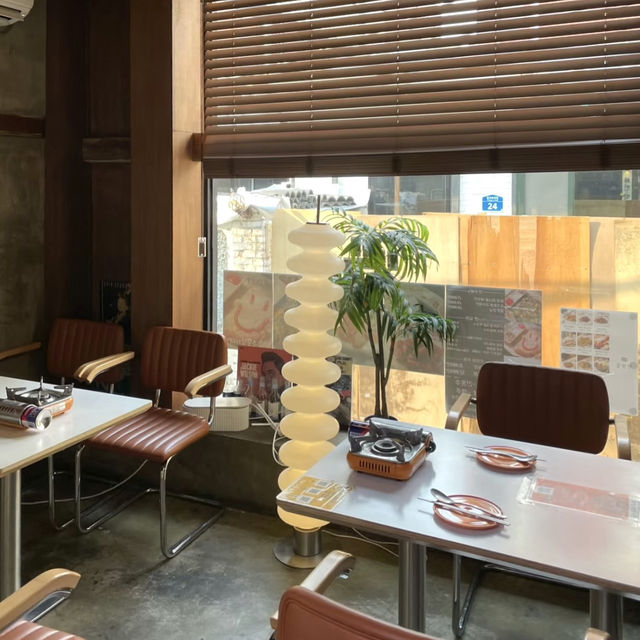 開在50年曆史的韓屋裏的新式韓餐 💕 韓屋氛圍感酒館延南漢陽家