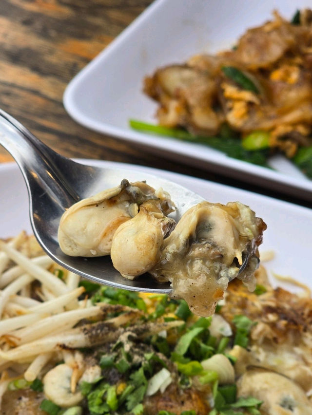 ร้านผัดไทย หอยทอด พัทยา นาเกลือ