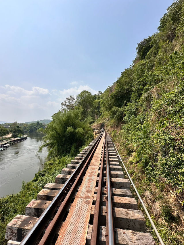 北碧府死亡鐵路：走在歷史的傷痕上