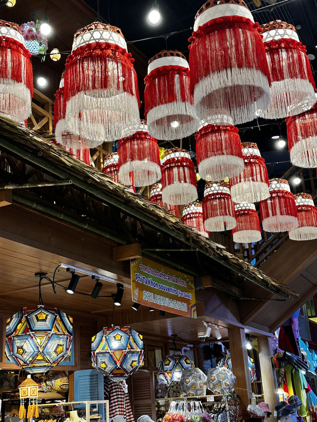 ICONSIAM's SOOKSIAM is a large indoor floating market