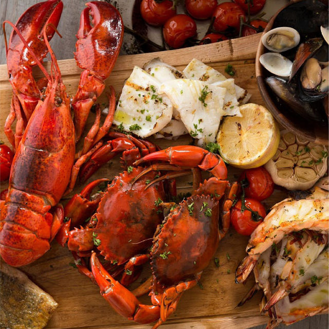 Sea Salt Lounge & Grill