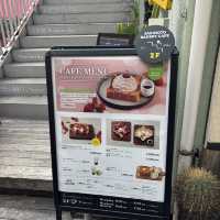 【日本・大阪🇯🇵】ふわふわ食パンが食べられるカフェ