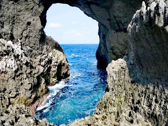 蘭嶼情人洞