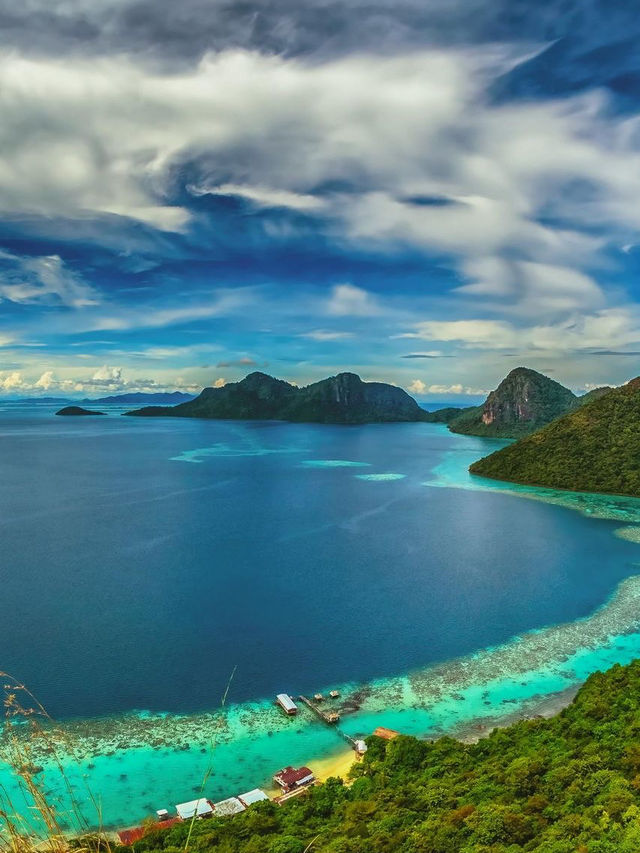 Bohey Dulang Island