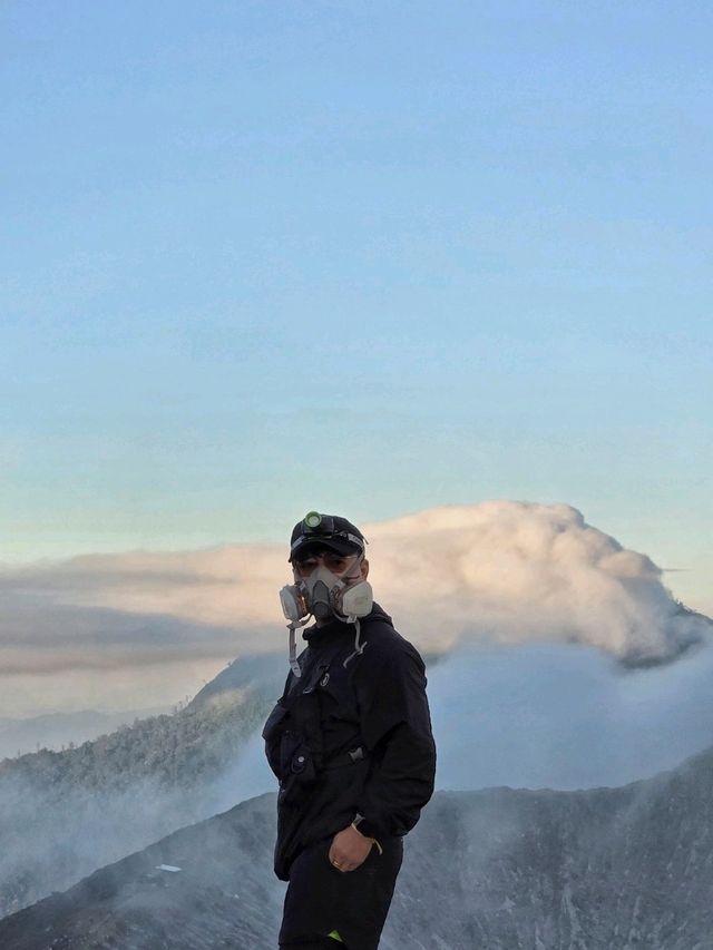 Kawah Ijen (คาวาห์ อีเจียน)