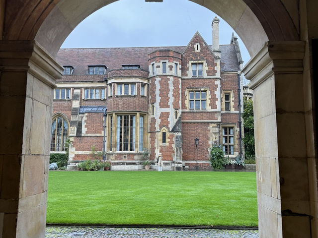 가장 걷고 싶은 곳 Pembroke College, Cambridge
