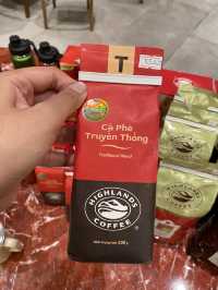 Highlands Coffee สาขาริมแม่น้ำฮาน ดานัง