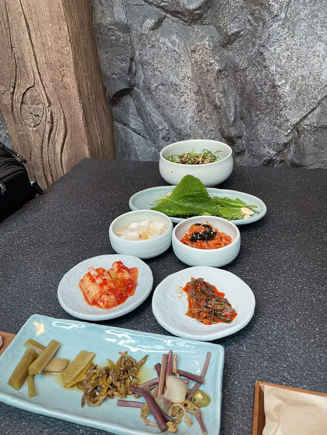 도산공원 근처에서 제주 흑돼지의 진수를 맛보고 싶다면❓