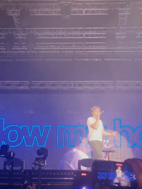 🎤 Lauv’s Hong Kong Concert Vibes The most splendid concert 