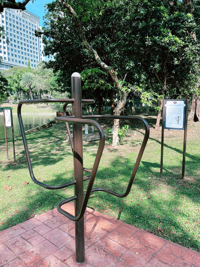 Taman Tasik Permaisuri: A Serene Lakeside Escape