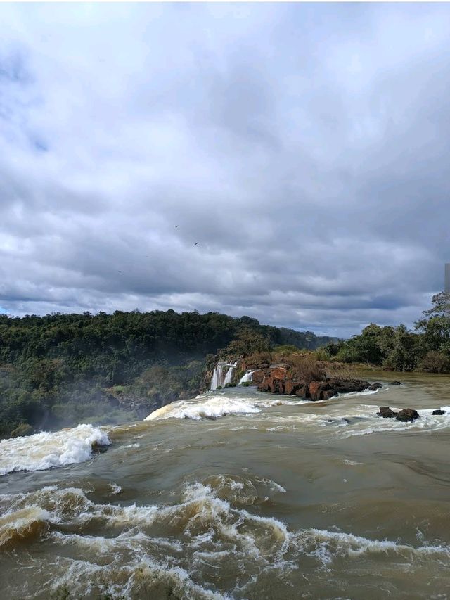 Iguazu Falls – “Where Water Rules the Jungle” Iguazu Falls – “Where Water Rules the Jungle”