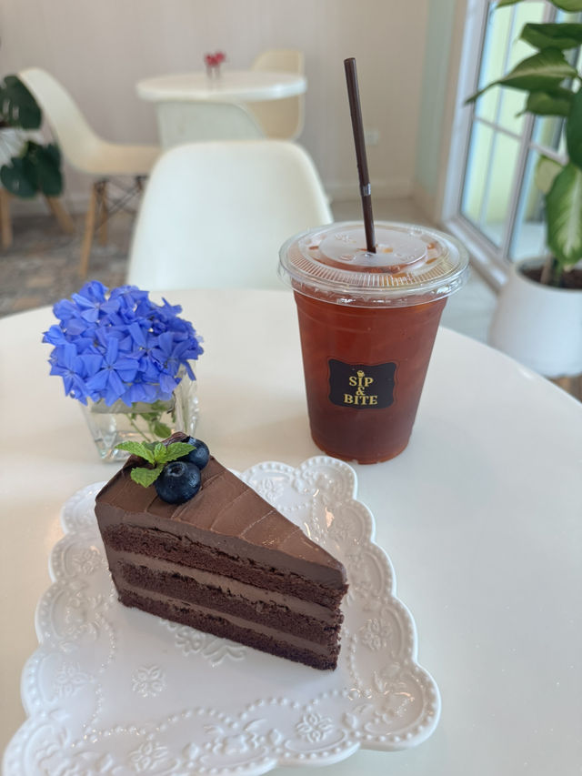 🍰Sip & Bite 