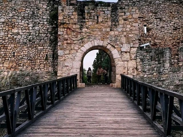 🏰🌅 Belgrade Fortress (Kalemegdan) – Where History Meets the Danube 🌅🏰 🏰🌅 Belgrade Fortress (Kalemegdan) – Where History Meets the Danube 🌅🏰