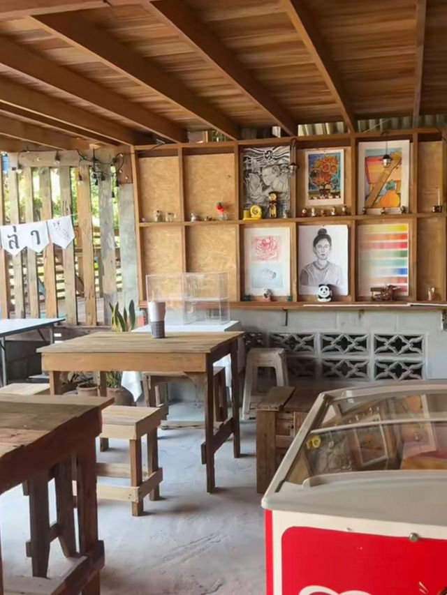 ระบายศิลป์คาเฟ คาเฟ่เปิดใหม่แนวศิลปะ