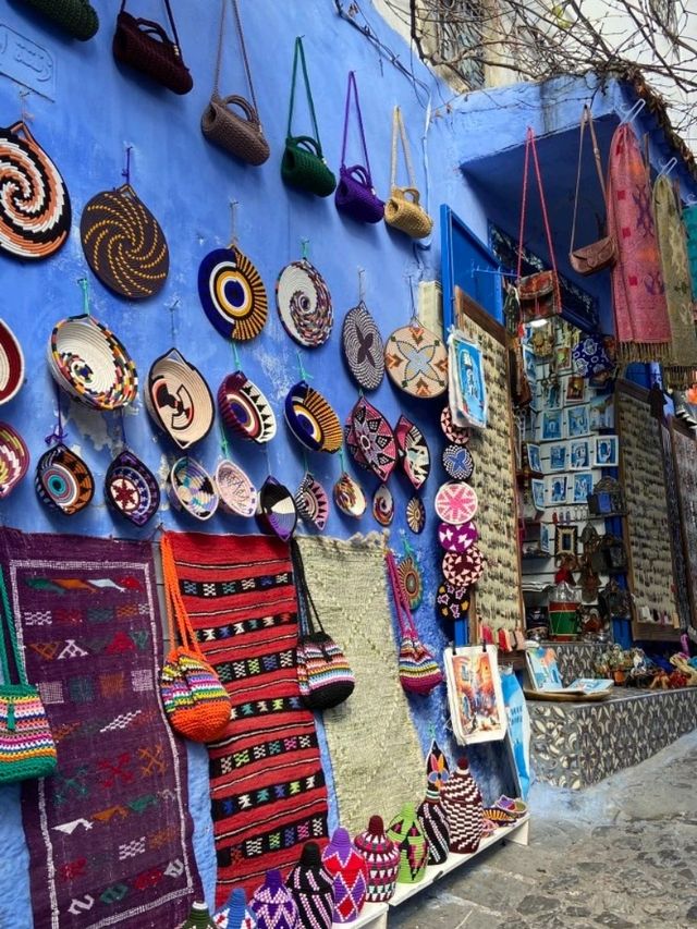 Step Into the Blue Wonder of Chefchaouen Medina 💙🏞️