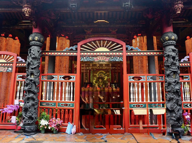 วัดหลงซาน (Longshan Temple) 🙏😇