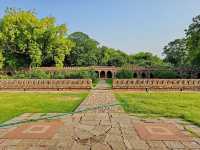 Isa Khan's Tomb