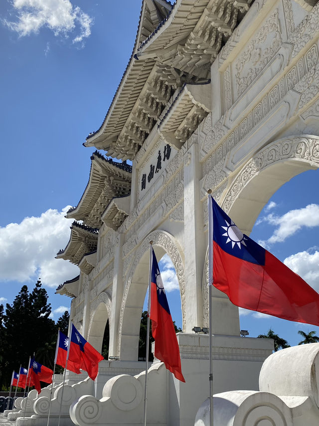 Chiang Kai Shek memorial - Taipei