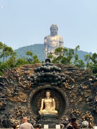 Bucket List Checked: Standing Toe-to-Toe with Wuxi's Massive 88m Buddha ✨
