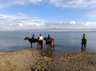 Lake Son-Kul