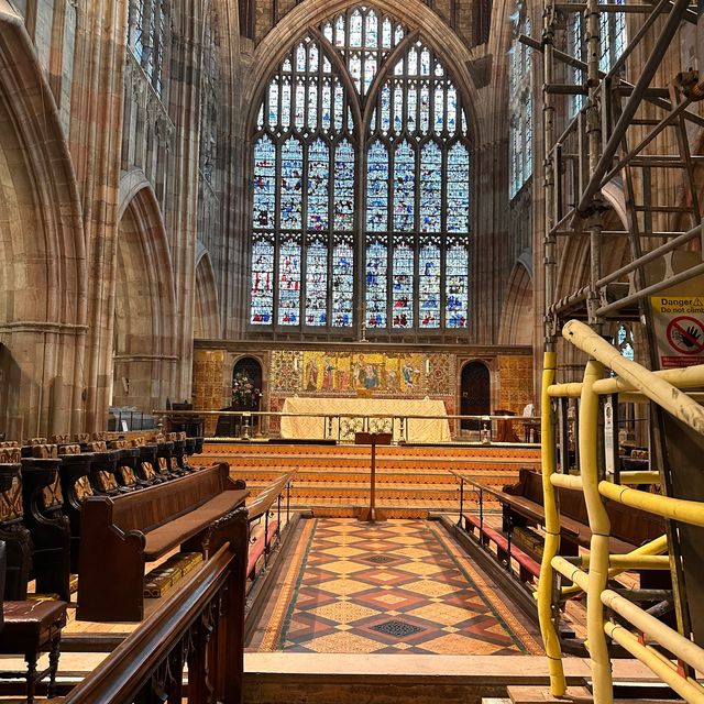 Welcome to Great Malvern Priory