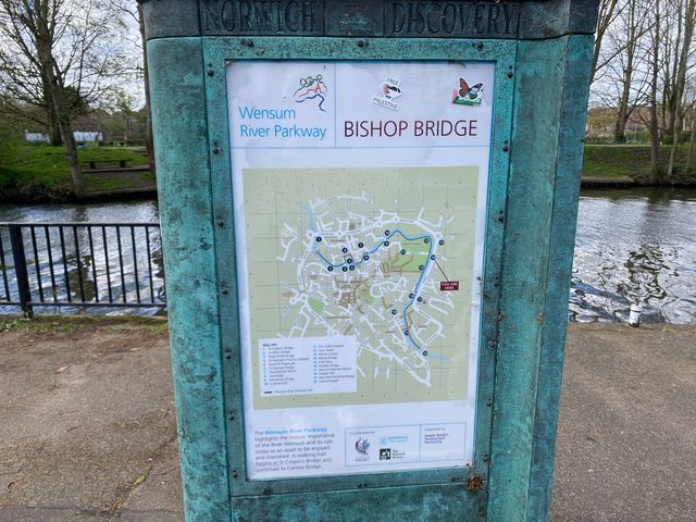 Bishop Bridge: A Storied Crossing Over Norwich's Riverside Realm