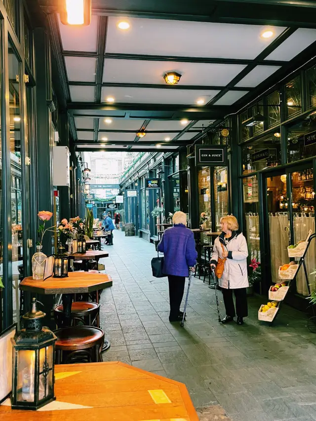 Explore Cardiff: A Vibrant Welsh City with Rich History & Culture