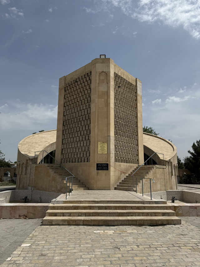 Spring Stroll at Samonids Recreation Park – Bukhara Bliss