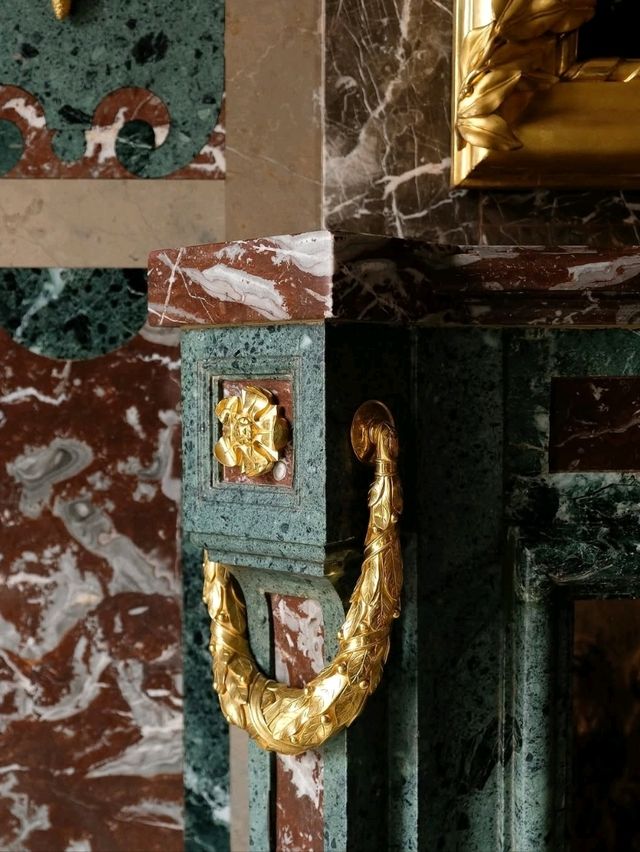 👑 Royal Castle in Warsaw: A Reborn Symbol of Polish Pride and Elegance 🇵🇱