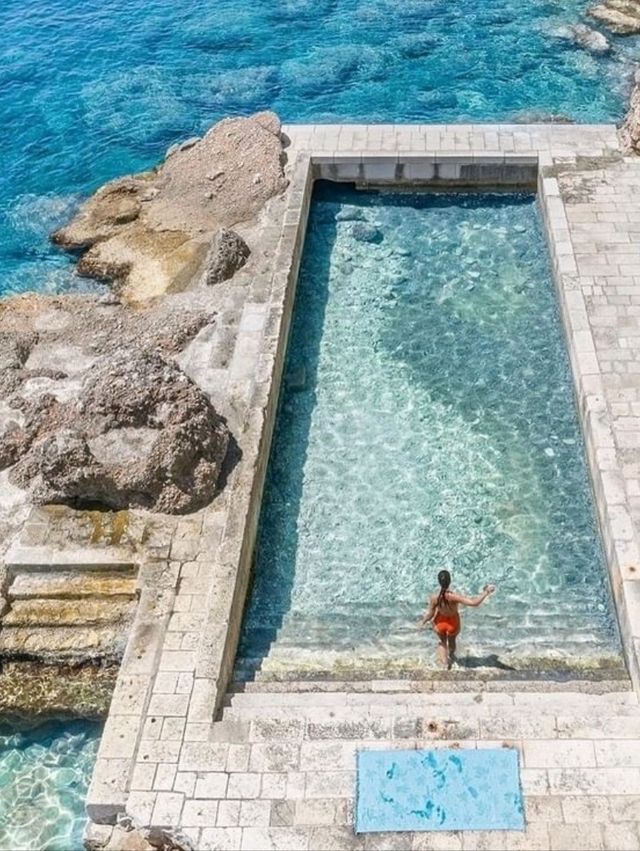 🏰 Dubrovnik: The Pearl of the Adriatic 🇭🇷✨