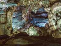 Explore the Underground Wonders of Phong Nha and Tien Son Caves in Vietnam
