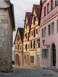 🏰🌸 “Time-Travel in Timber: Rothenburg’s Fairytale Streets” 🇩🇪