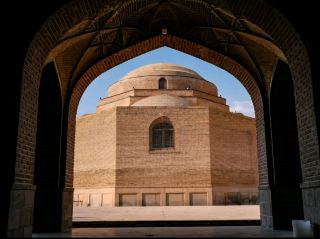 Тебризская Голубая мечеть: жемчужина персидской архитектуры