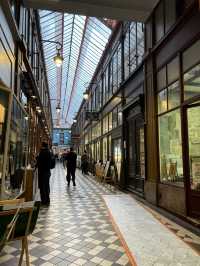 1 Day trip to paris.