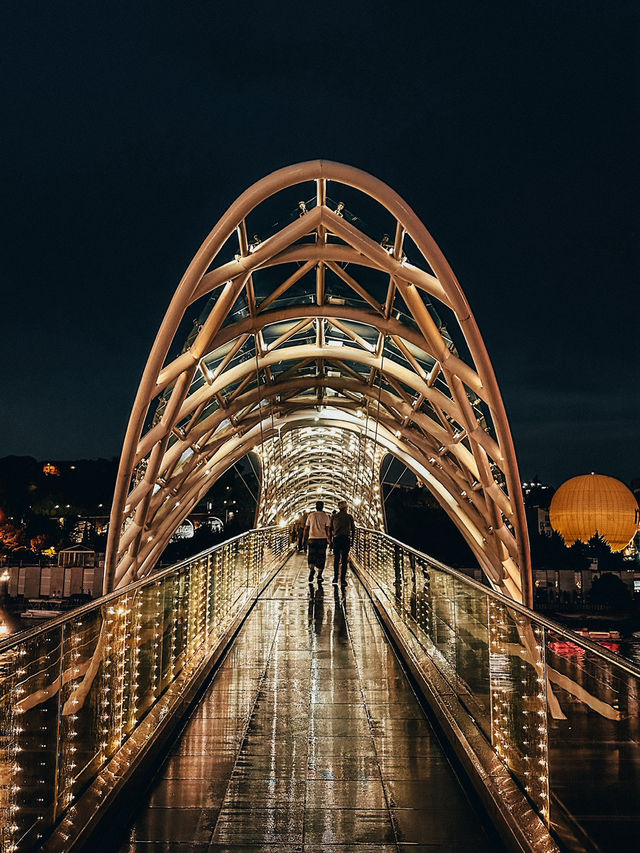 🏙️ Where Old Meets New: The Soul of Tbilisi, Georgia