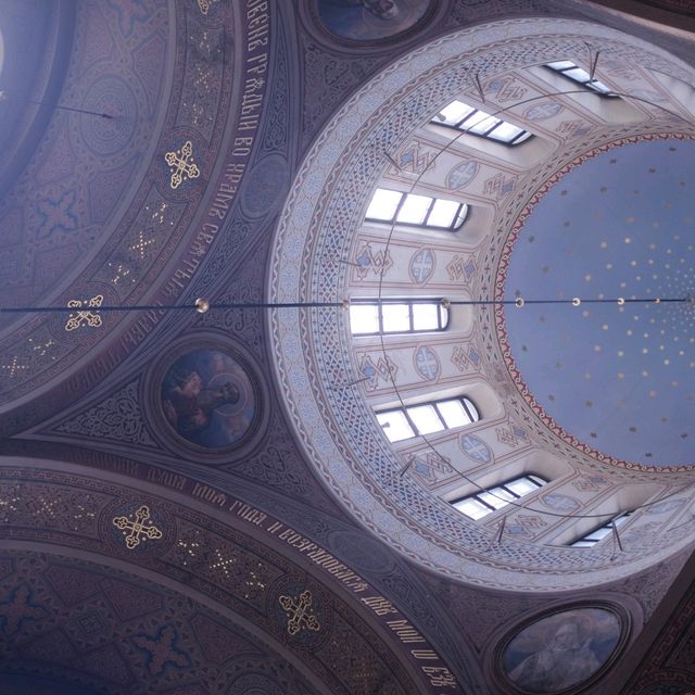 Inside Helsinki’s Orthodox Churches – A Golden Calm ✨⛪