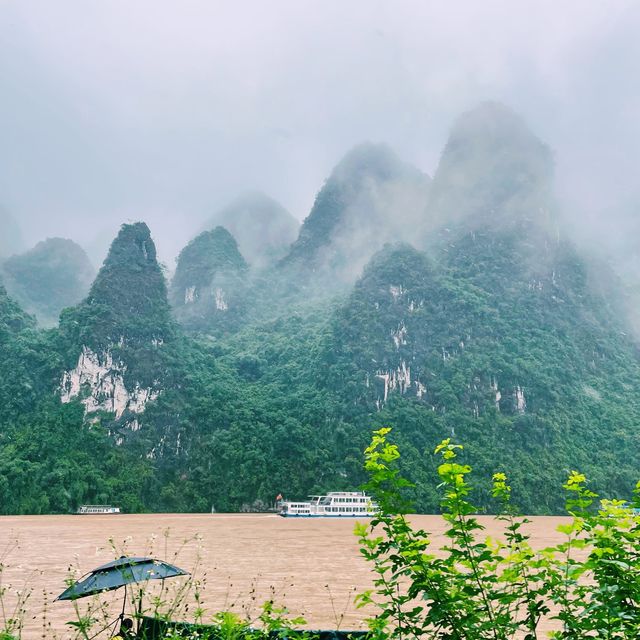 Soulful Serenity: Yangshou Mountains