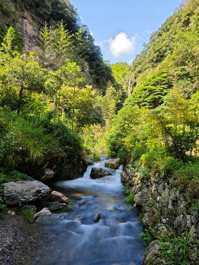 夏霖九天銀瀑風景區丨在那最美季節去中溪，赴一場色彩之約！
