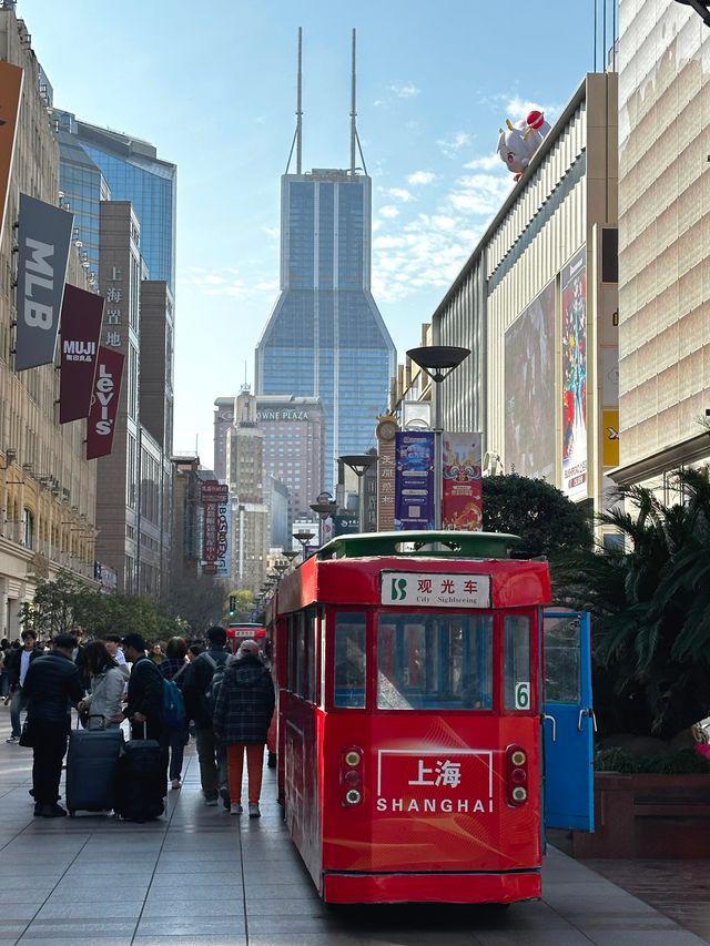 南京路步行街：見證了老上海過去的繁華和魔都如今的輝煌