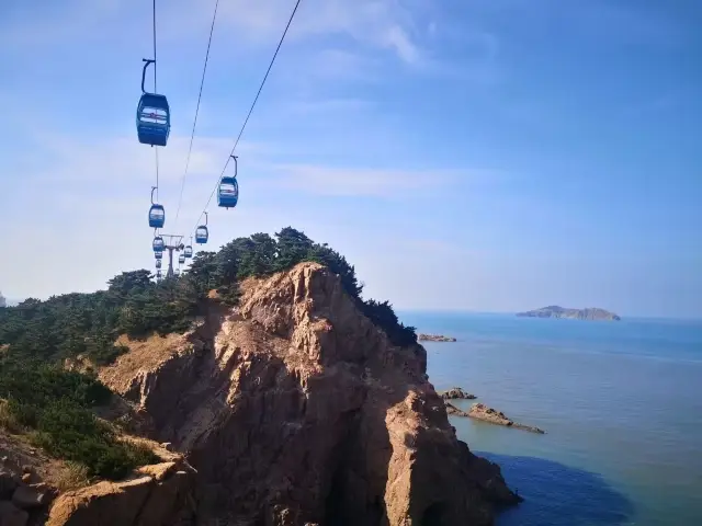 孤獨的人喜歡看海