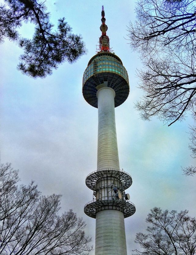 首爾塔:領略首爾魅力的絕佳指南 首爾塔:領略首爾魅力的絕佳指南