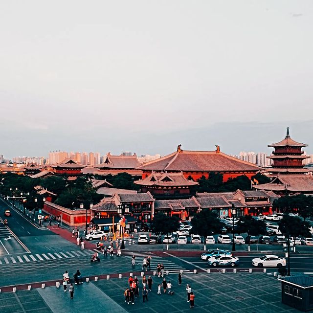 《夜賞大同古城牆，邂逅千年風華》